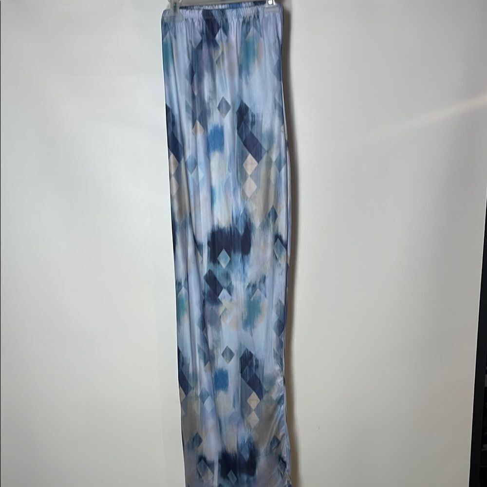 Blue Geometric Maxi skirt - Picture 5 of 9